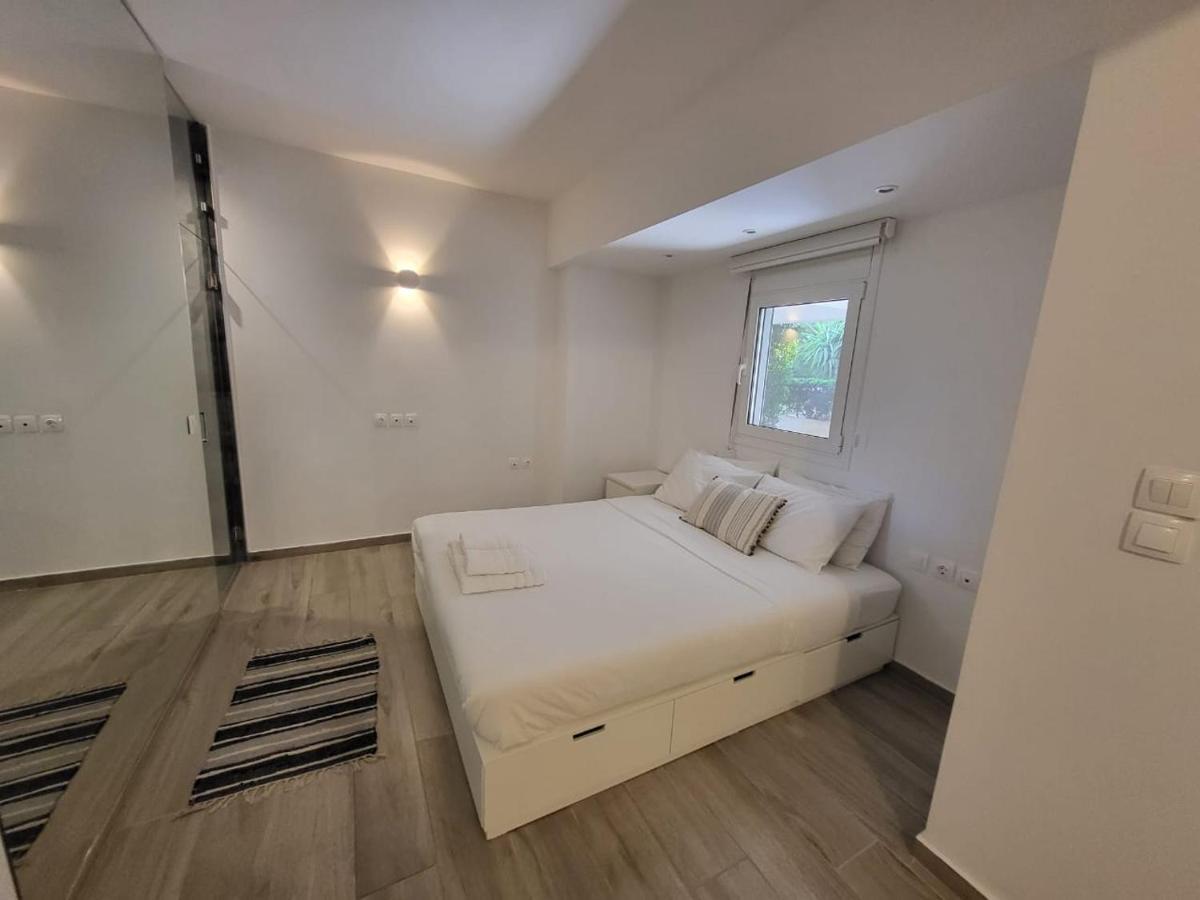 Apartment Near The Center Of Glyfada Atenas Exterior foto